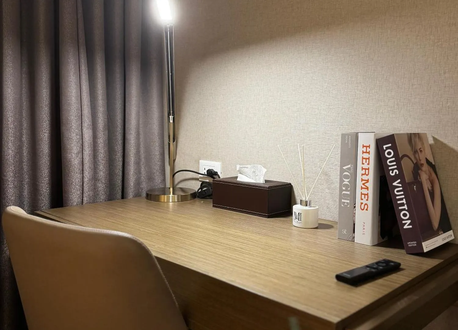 Rockwell View King Suites Manila Aparthotel